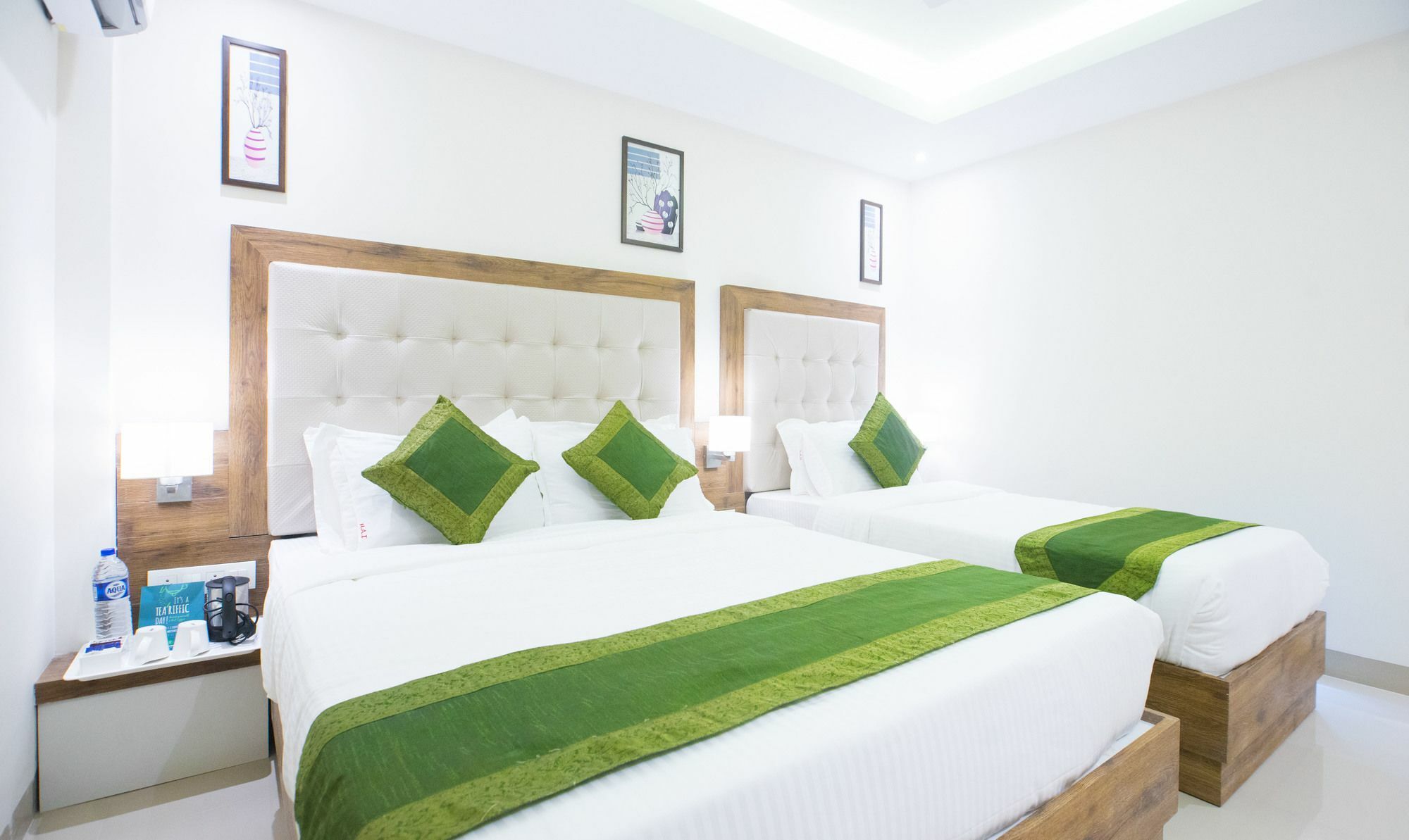 Treebo Amber International Hotel Mumbai  Buitenkant foto